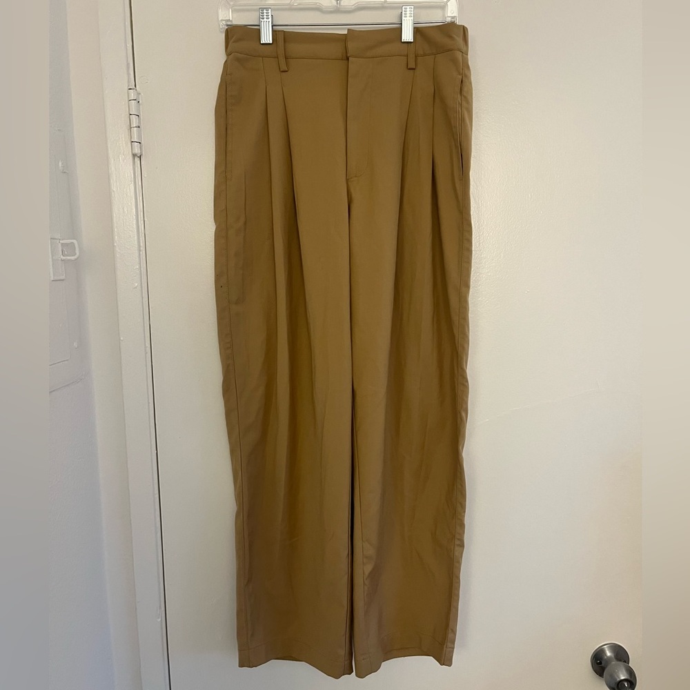 urban outfitters khakis!
